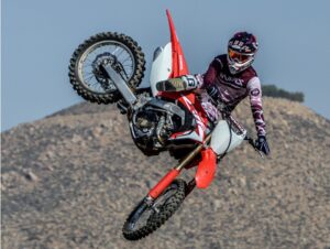 Ar motokrosas yra sportas? Pagrindinės įžvalgos apie dviračius, įrangą ir padangas